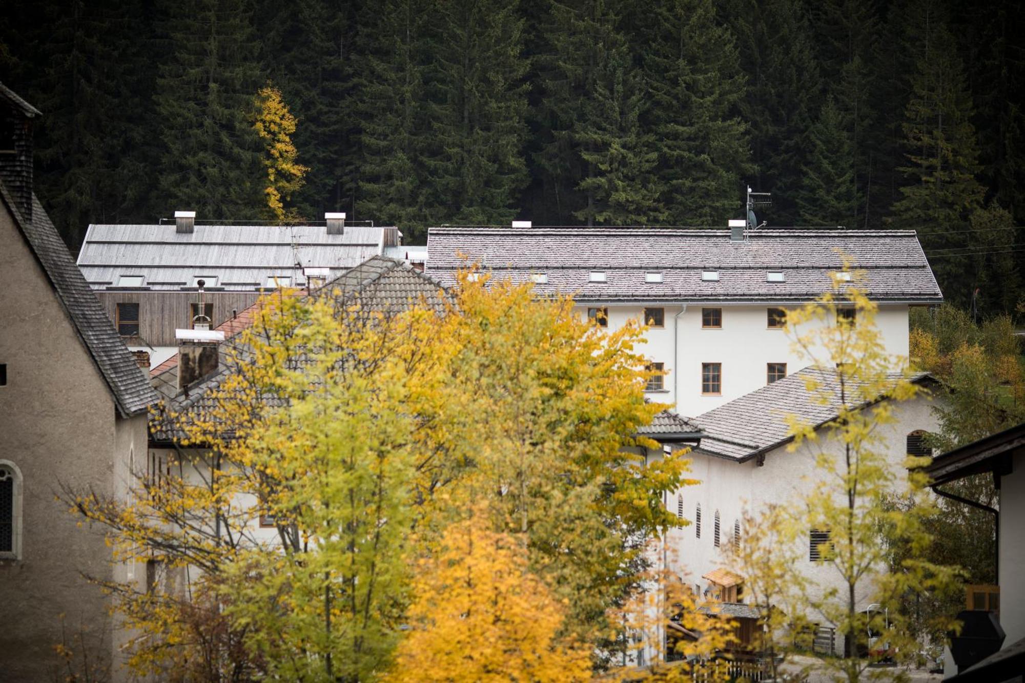 Zum Hirschen Boutique Hotel Val Di Non Unsere Liebe Frau im Walde Buitenkant foto